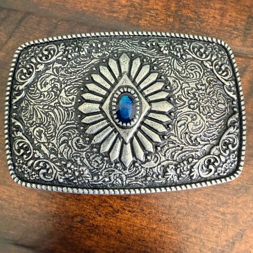 Western Concho Buckle - Antique Silver Tone Turquoise Accent